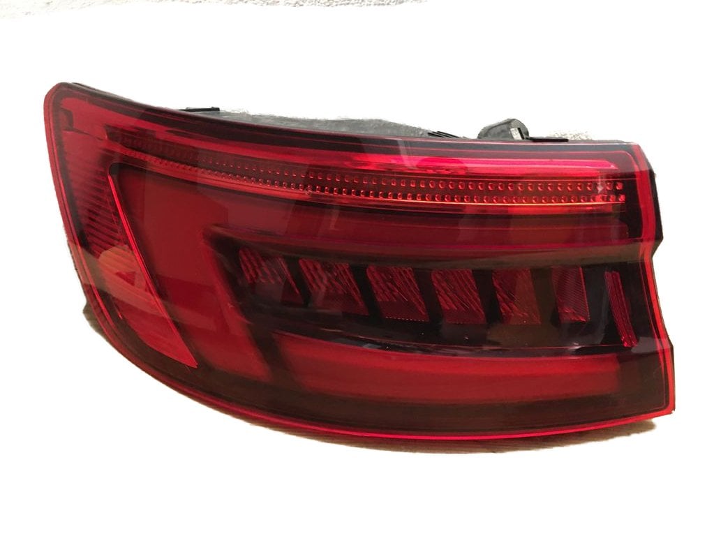 Stop Lambası Sol Dış (Led) Audi A4 2015 Sonrası