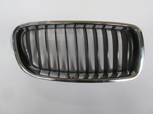 Ön Panjur Sağ Nikelajlı İç Petekleri Siyah (Standart) Bmw 3 Serı F30 12-14 Arası