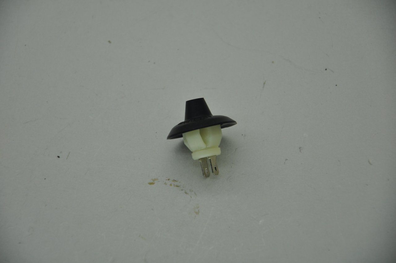 Kapı Işık Butonu Arka R19-R21