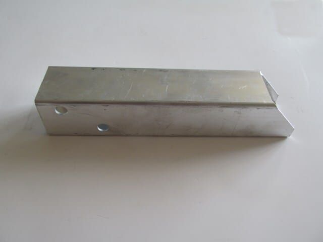 Ön Panel Bağlantı Braketi (Küçük) Sağ -Sol Aynı (Adet) Mercedes B Class W246 12-14 Arası