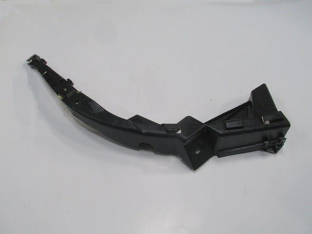 Ön Tampon İç Braketi Sağ Volkswagen Passat B5 97-00 Arası