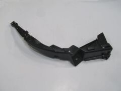 Ön Tampon İç Braketi Sağ Volkswagen Passat B5 97-00 Arası