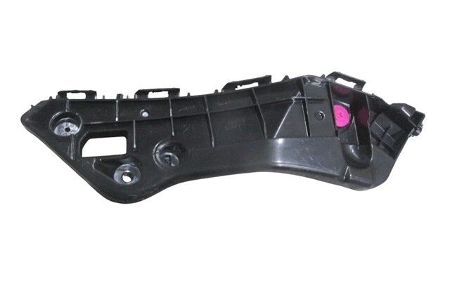 Ön Tampon İç Bağlantı Braketi Sol Plastiktoyota Rav4 16-17 Arası