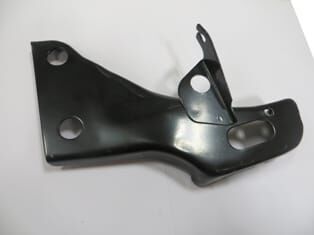 Ön Tampon Bağlantı Braketi Sol Toyota Hilux Pick Up Ln85 89 - 97 Arası