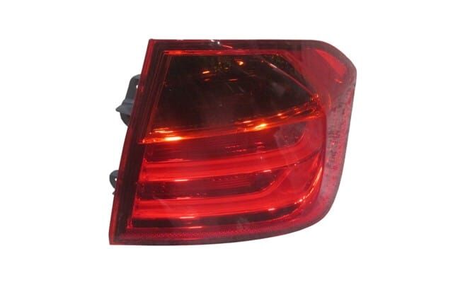 Dış Stop Lambası Sağ Kırmızı (Ledli-Duylu) Bmw 3 Serı F30 12-14 Arası