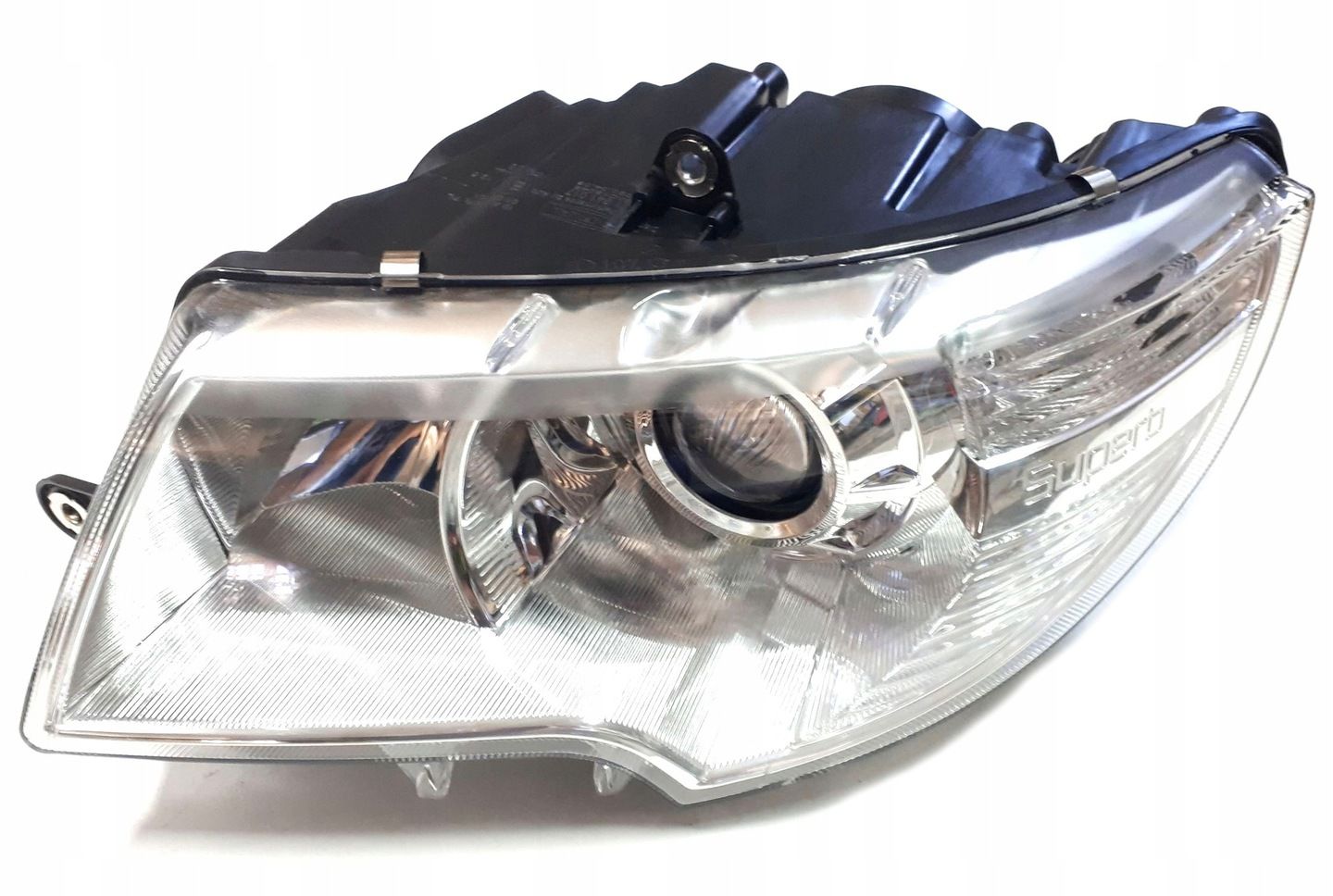 Ön Far Sol Skoca Superb 2008 Sonrası (Sedan-Motorlu)