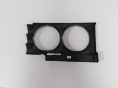 Sağ Far Çerçevesi Siyah Mitsubishi Canter Fe449 1990-1997 Arası