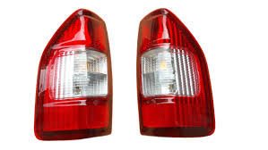 Stop Lambası Sol Isuzu D-Max 2002-2007 Arası