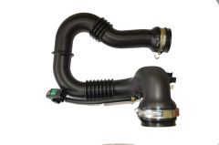 İntercool Hortumu (Sağdan Çıkış Üst) 2.0 Trafıc M9R (Sensörlü)