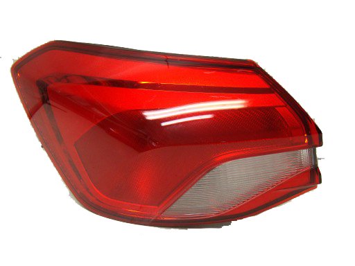 Stop Lambası Sol Dış Ford Focus 2018 Sonrası HatchbackStation