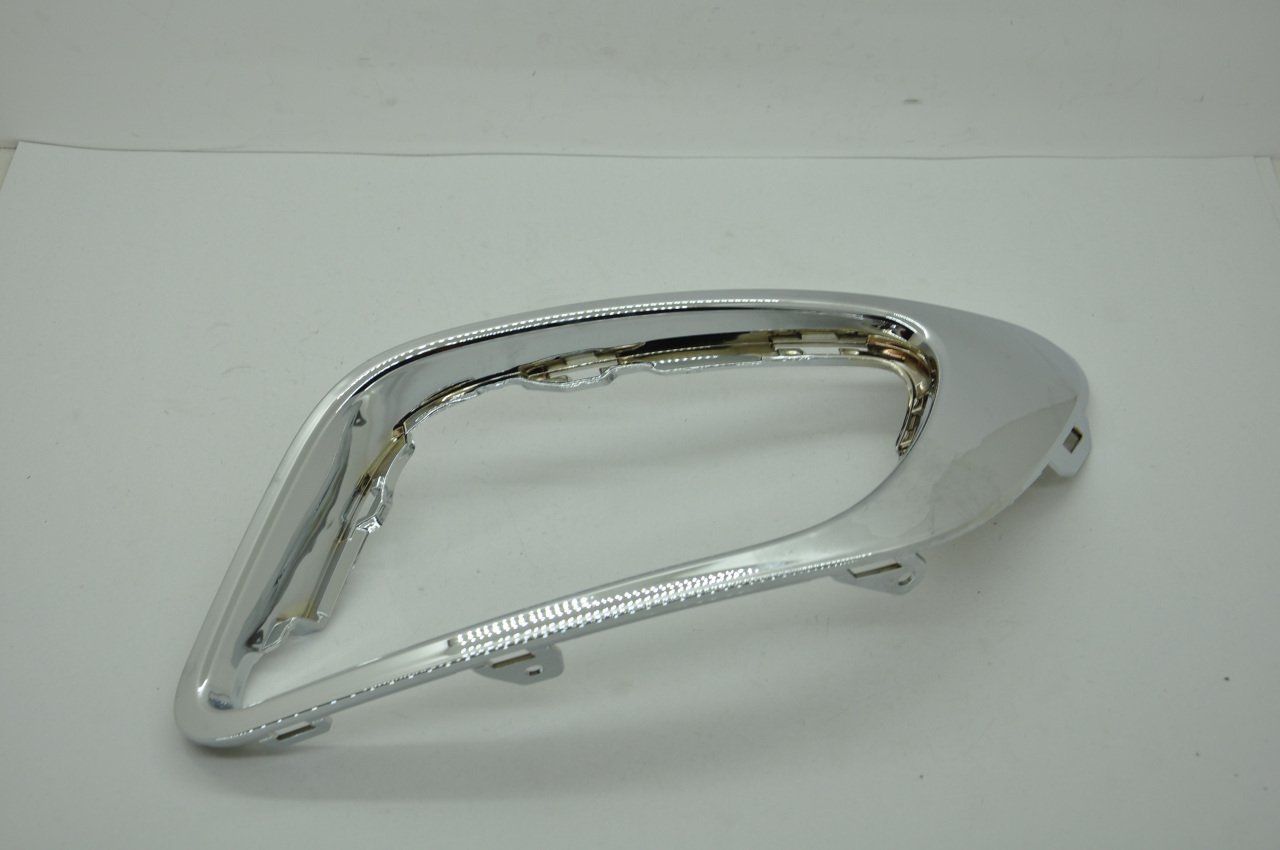 Sis Kapak Çerçevesi Sağ Fluence 2012 Sonrası (Nikelaj)