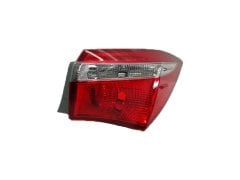 Stop Lambası Sağ Dış Toyota Corolla 2013-2016 Arası