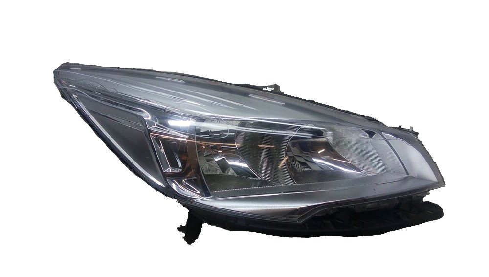 Far Ön Sağ Ford Kuga 2012 Sonrası (Soketli)