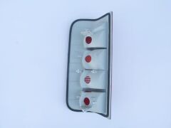 Stop Lambası Sağ Kırmızı-Sarı-Beyaz Volkswagen Volt Lt35-Lt46 96-07 Arası