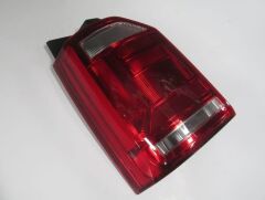 Stop Lambası Sol Kırmızı-Beyaz Volkswagen Transporter T7 15-19 Arası