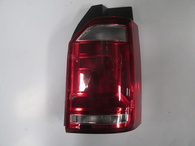 Stop Lambası Sağ Kırmızı-Beyaz  Volkswagen Transporter T7 15-19 Arası