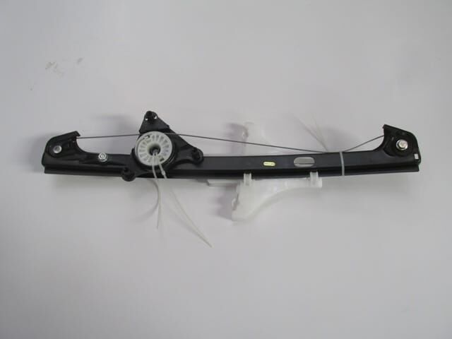 Arka Cam Krikosu Sağ Elektrikli-Motorsuz (Hushan) Volkswagen Golf 4 98-04 Arası
