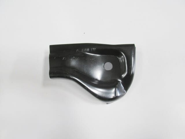 Ön Tampon Baraketi Sağ Nissan Skystar Pick Up D22 97 - 02 Arası