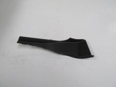 Ön Çamurluk Arka Plastik Kaplaması Sağ (Orijinal) Nissan Pick Up Navara 16 - 22 Arası