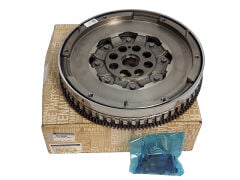 Motor Volanı 1.6 dCi R9M  Trafic III