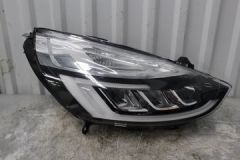 Far Sağ Clio IV Xenon