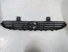 Ön Panjur Siyah Opel Corsa B 97-00 Arası