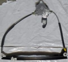 Ön Cam Krikosu Sağ Elektrikli-Motorlu Renault Megane 1 98-99 Arası