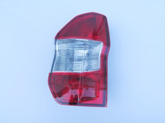 Stop Lambası Sağ Kırmızı-Beyaz Ford Tourneo Courıer 18-23 Arası