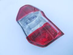 Stop Lambası Sağ Kırmızı-Beyaz Ford Tourneo Courıer 18-23 Arası
