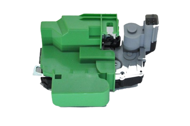 Sağ Ön Kapı Kilidi Linea