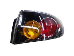 Stop Lambası Dış Sağ (Siyah) Mazda 3 Serisi 2003-2008 Arası