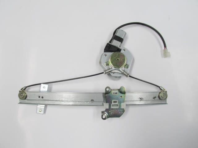 Ön Cam Krikosu Sağ Elektrikli-Motorlu (Hushan) Mazda 323 Famılıa 95-97 Arası