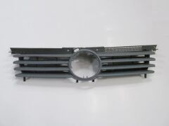 Ön Panjur (İç Peteği Siyah) (Dış Peteği Gri) Volkswagen Bora 99-05 Arası