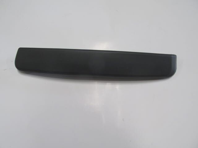 Ön Tampon Bandı Sağ Siyah (Pütürlü Tip) Ford Focus C Max 04-06 Arası