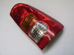 Stop Lambası Sağ Kırmızı-Sarı-Beyaz (Duylu) (Casp) Toyota Hılux Pıck Up Vıgo 05-11 Arası