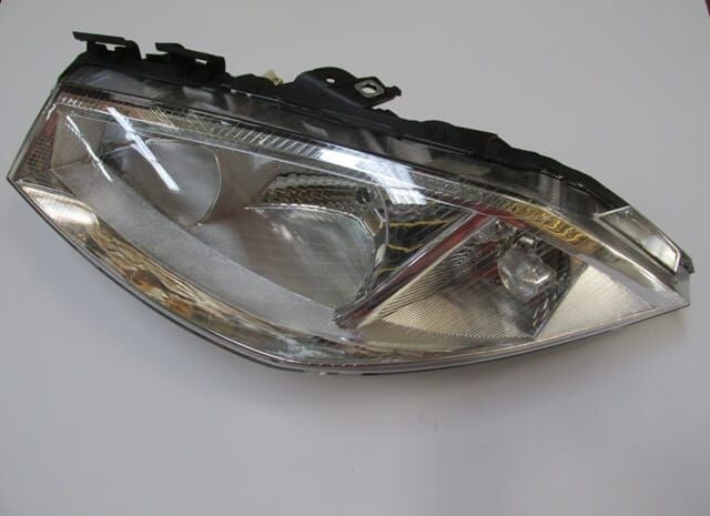 Far Sol Elektrikli-Motorsuz 5Fişli (H1-H7) (Merceksiz) Renault Megane 2 03-06 Arası