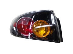 Stop Lambası Dış Sol (Siyah) Mazda 3 Serisi 2003-2008 Arası