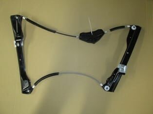 Ön Cam Krikosu Sol Elektriklivolkswagen Passat B6 05-10 Arası