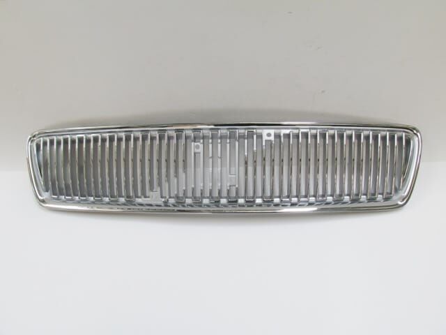 Ön Panjur Nikelajlı Volvo S40 01-04 Arası