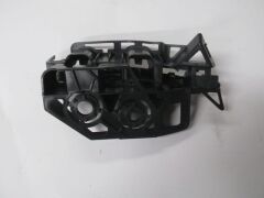 Ön Tampon Braketi Sol (Plastik) (Lm) Peugeot 308 11-13 Arası