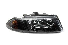 Far Ön Sağ Mitsubishi Carisma 2000 Sonrası Siyah