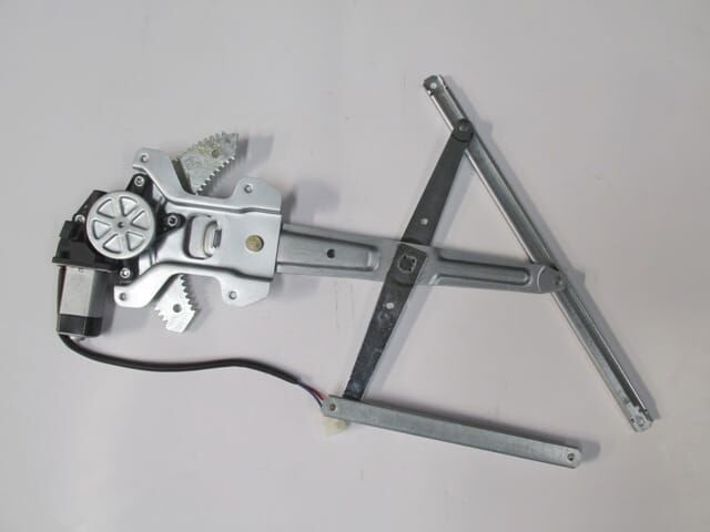 Ön Cam Krikosu Sağ Elektrikli-Motorlu Daewoo Matız 98-01 Arası