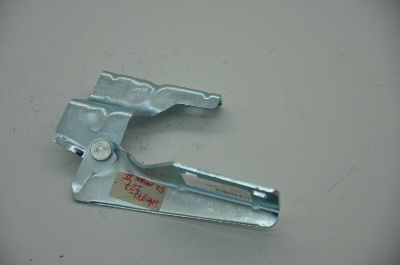 Motor Kaput Menteşesi Sol Megane 2