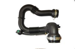 İntercool Hortumu (Sağdan Çıkış Üst) 2.0 Trafıc M9R (Sensörlü)