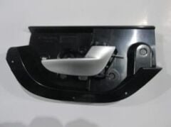 Arka Kapı İç Açma Kolu Sağ Siyah (Elceği Gümüş Gri) (Hushan) Volvo S60 00-04 Arası