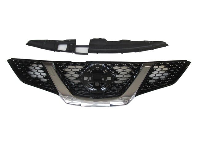 Ön Panjur Nikelaj Çıtalı (Kamera Delikli) Nissan Qashqai J11 14 - 16 Arası