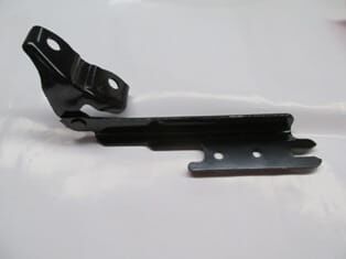 Kaput Menteşesi Sol Mazda 323 Famılıa 99-02 Arası