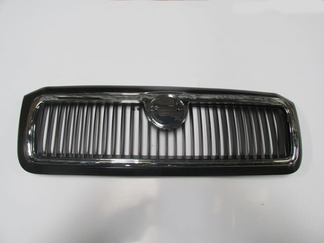 Ön Panjur Nikelajlı (Siyah Çerçeveli) Skoda Felıcıa 99-01 Arası