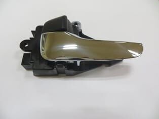 Ön Kapı İç Açma Kolu Sol (Elceği Nikelajlı) Mıtsubıshı Lancer 08-16 Arası