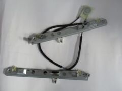 Ön Cam Krikosu Sol Elektrikli-Motorsuz (2Kapı) (Hushan) Renault Megane 2 03-06 Arası